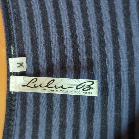 Lulu B Tunic with Asymmetrical Hem - Picture 2 of 5